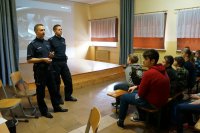 Policjanci na pogadance o narkotykach