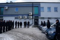 raciborscy policjanci podczas przekazania kluczyków do nowych radiowozów