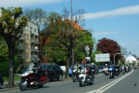 Parada motocykli ulicami Raciborza w związku z rozpoczęciem sezonu motocyklowego. Imprezę zabezpieczała raciborska drogówka