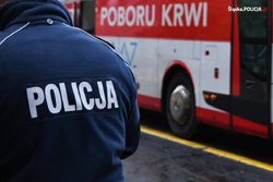 Awatar policjant i autobus do pobierania krwi