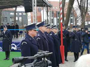 Raciborski Dyrektor Zakładu Karnego wspólnie z innymi funkcjonariuszami