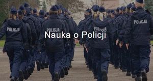 Na zdjęciu policjanci