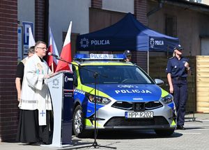 Poświęcenie budynku i radiowozu