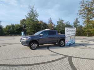 na zdjęciu toyopta hilux