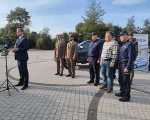 na zdjęciu przemawia Michał Woś