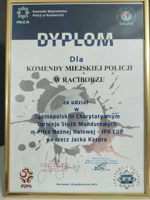 na zdjęciu dyplom za uczestnictwo