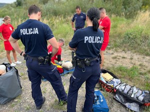 na zdjęciu policjanci biorący udział w szkoleniu