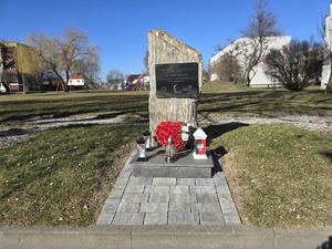 na zdjeciu obelisk michała kedzierskiego