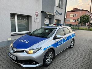 na zdjęciu radiowóz policyjny