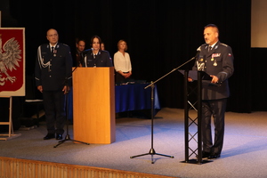 na zdjęciu przemowa jednego z uczestników
