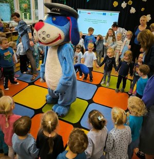 na zdjęciu sznupek w przedszkolu