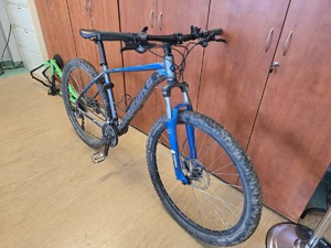 na zdjęciu odzyskany rower