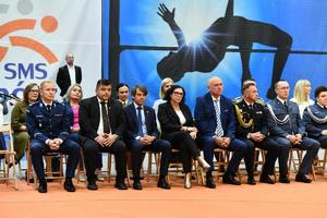 na zdjęciu zaproszeni goście