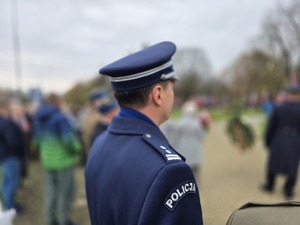 na zdjęciu zastępca komendanta policji