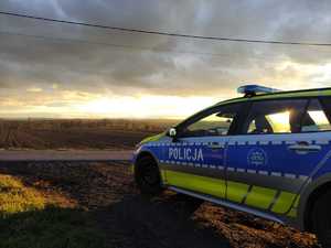 na zdjęciu radiowóz