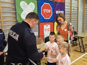 na zdjęciu rozdanie nagród