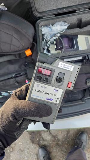 na zdjęciu urządzenie do badania trzeźwości