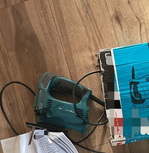 na zdjęciu elektronarzędzie odzyskane