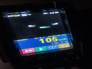 na zdjęciu prędkość 105