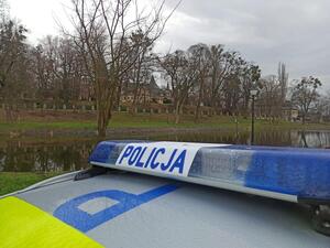 na zdjęciu radiowóz policyjny