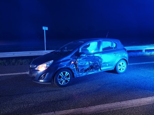 na zdjęciu uszkodzone pojazdy