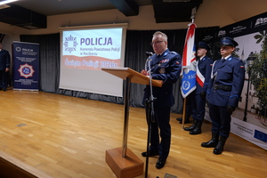 na zdjęciu przemawia zwiazkowiec