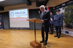 na zdjęciu przemawia prezydent