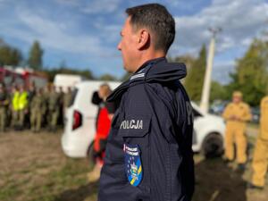 na zdjęciu zastępca komendanta
